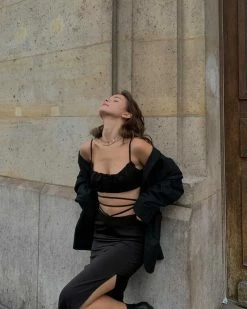 Kameli Boutique Bristol Top - Black