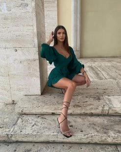 Kameli Boutique Laurie Playsuit - Green -Kameli Boutique - shop image f32b463c 536e 4208 9595 13a76e1208ad 800x